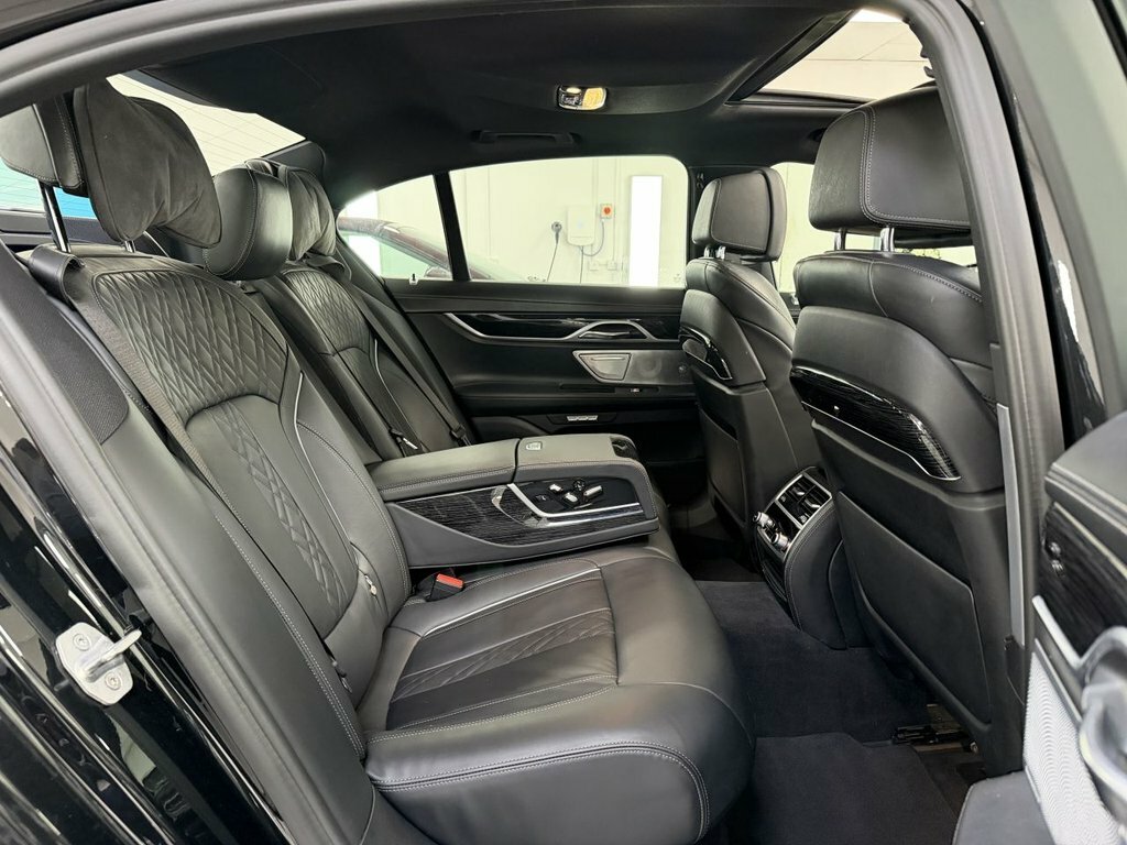 BMW 7 Series 730D Blue #21