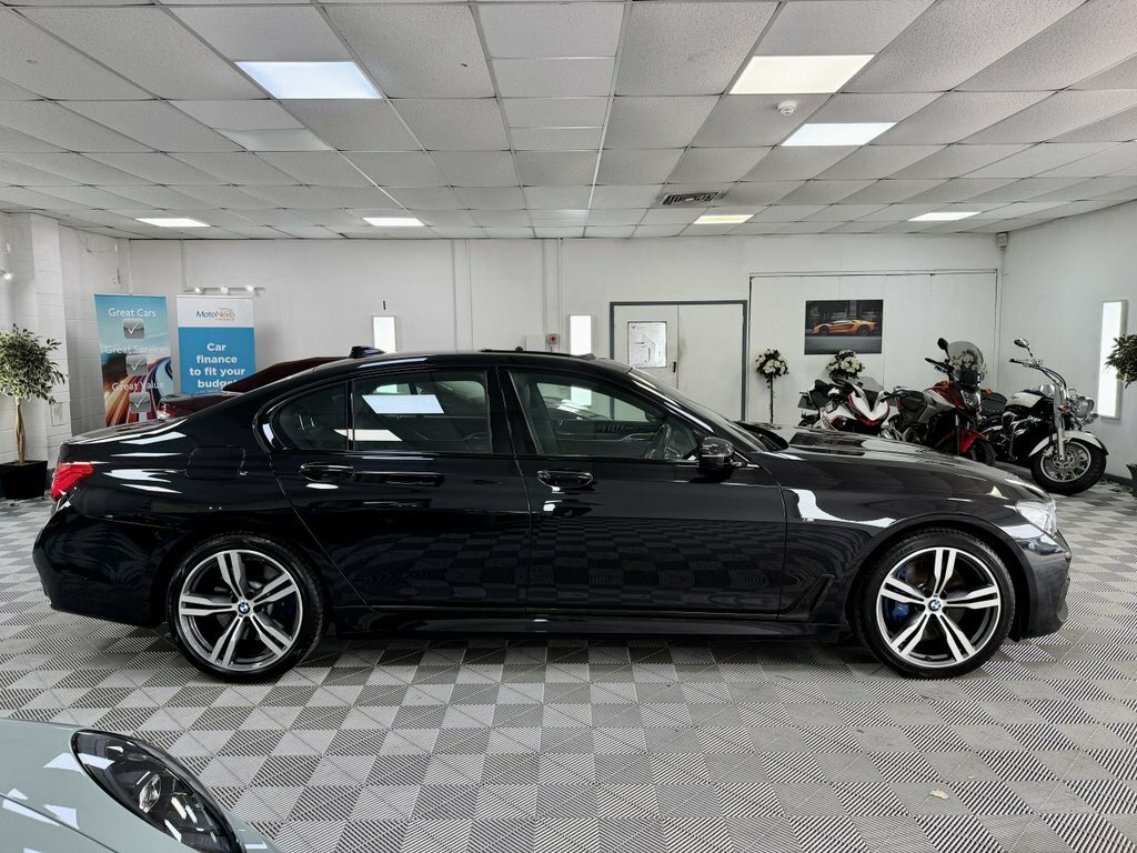 BMW 7 Series 730D Blue #10