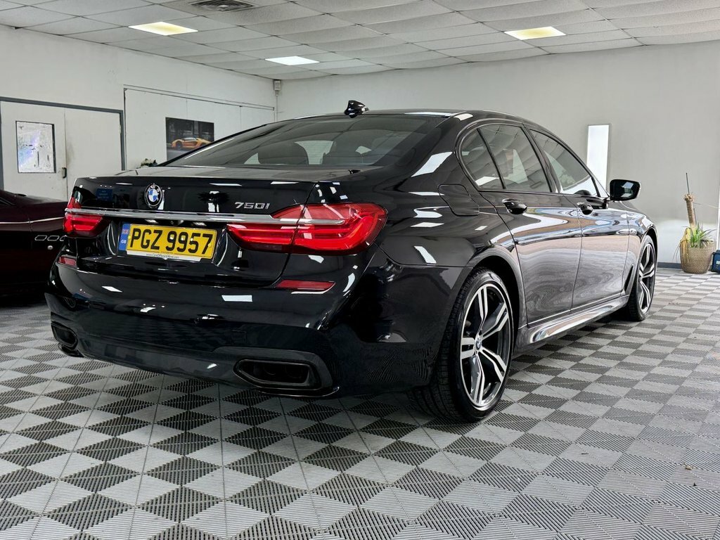 BMW 7 Series 730D Blue #9