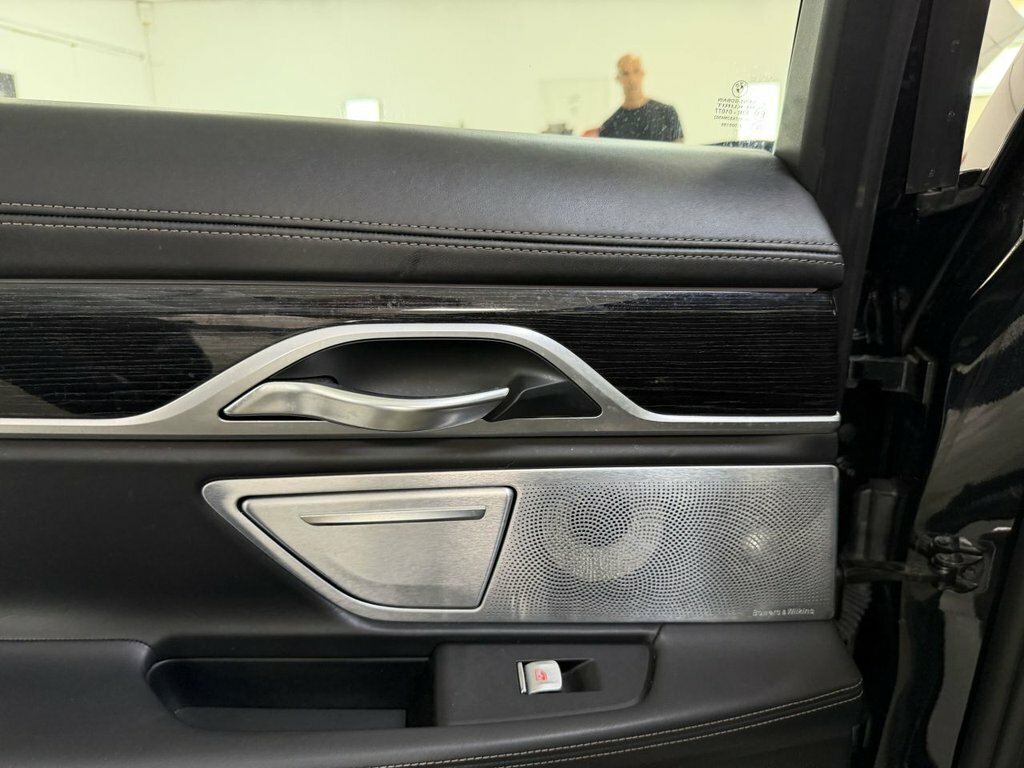 BMW 7 Series 730D Blue #23