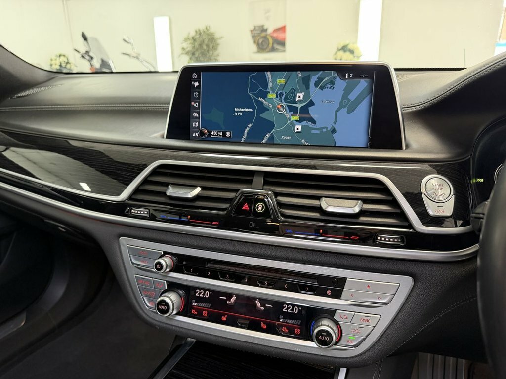 BMW 7 Series 730D Blue #36