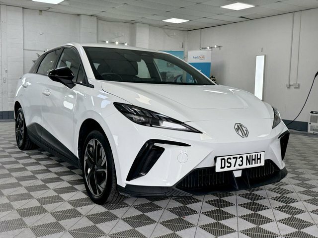 MG MG4 2024 51Kwh Se Hatchback 170 Ps White