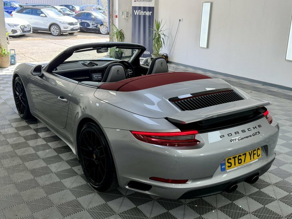Porsche 911 911 Targa 4S S-a Black #9