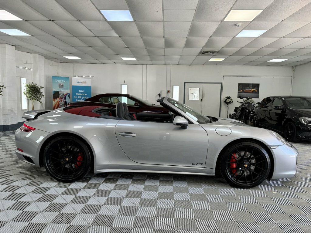 Porsche 911 911 Targa 4S S-a Black #11