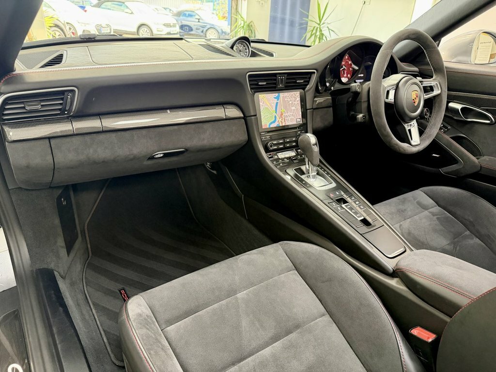 Porsche 911 911 Targa 4S S-a Black #32