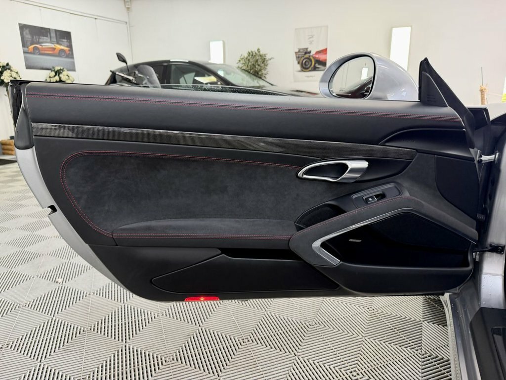 Porsche 911 911 Targa 4S S-a Black #24
