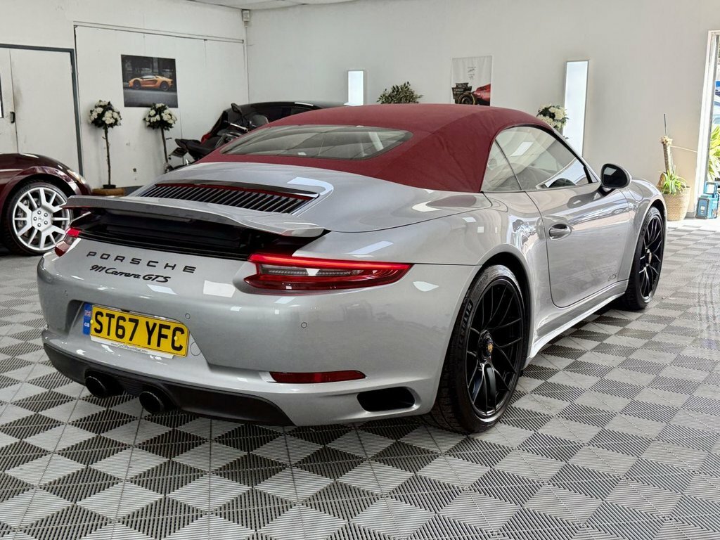 Porsche 911 911 Targa 4S S-a Black #52