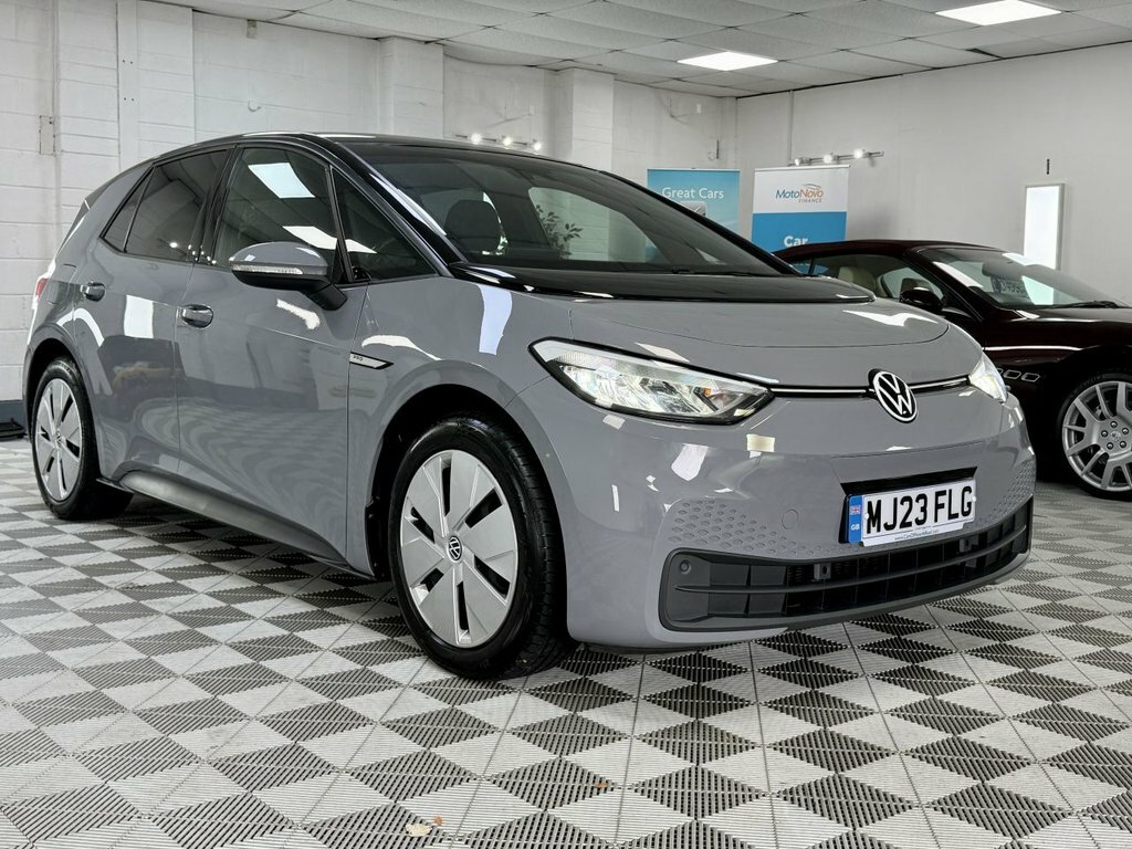 Volkswagen ID.3 2023 Pro 58Kwh Life Hatchback 1 Grey #2