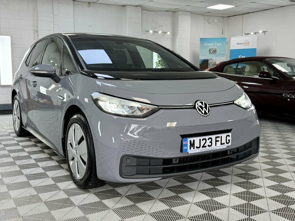 Volkswagen ID.3 2023 Pro 58Kwh Life Hatchback 1 Grey #4