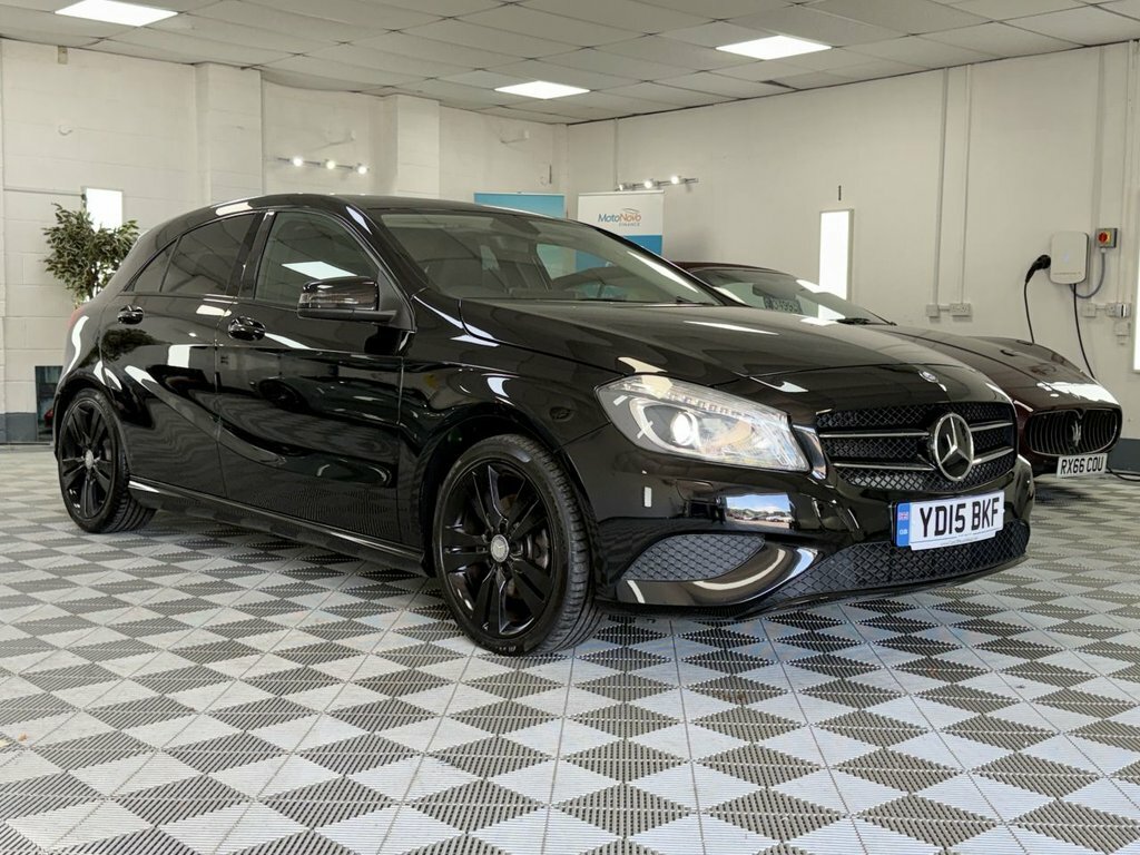 Mercedes-Benz A Class 2015 2.1 A200 Cdi Sport Hatchback 7G-dc Black #2