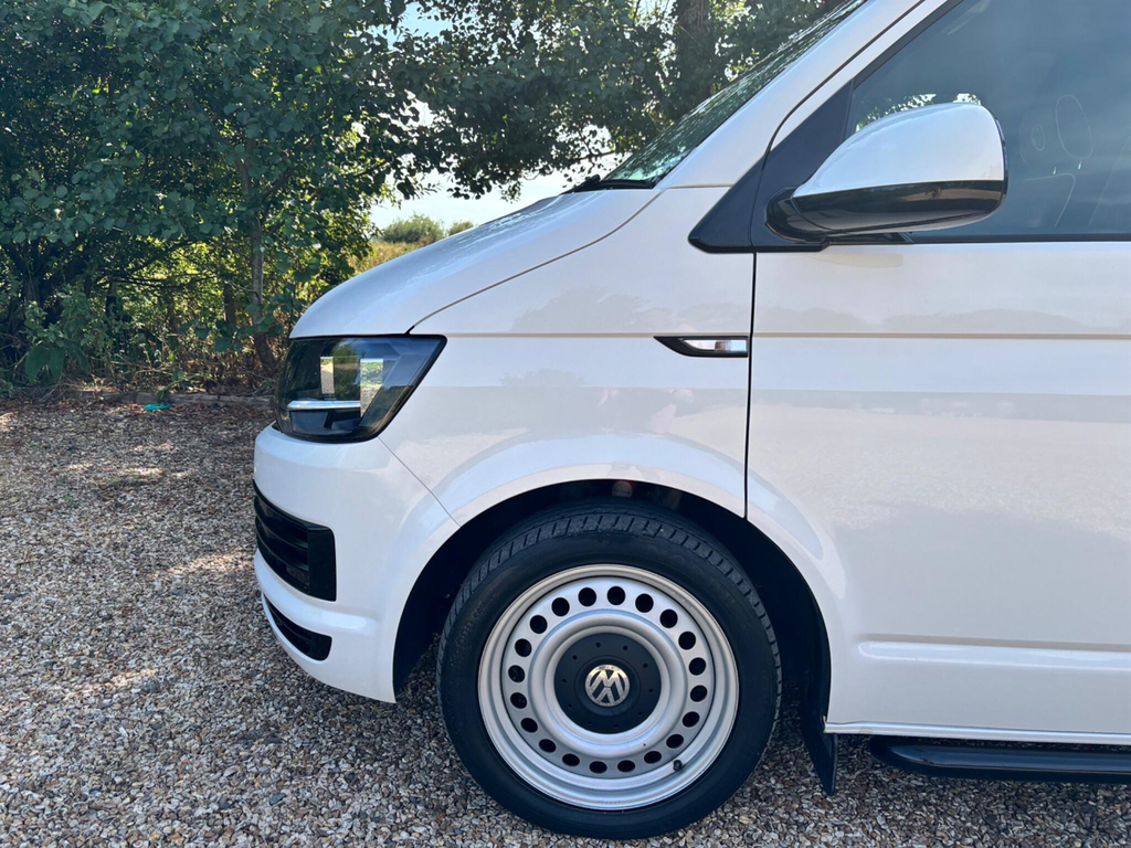 Volkswagen Transporter Camper Van XNZ9982 White #3