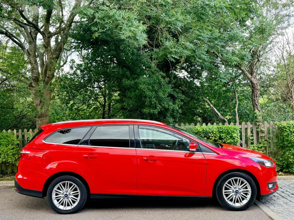 Ford Focus 1.0T Ecoboost Zetec Edition Euro 6 S S Red #2