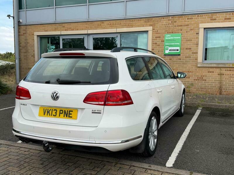 Volkswagen Passat 2.0 Tdi Bluemotion Tech White #6