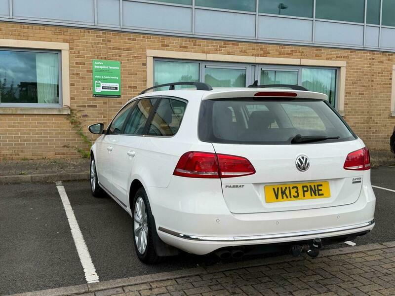 Volkswagen Passat  Black #7