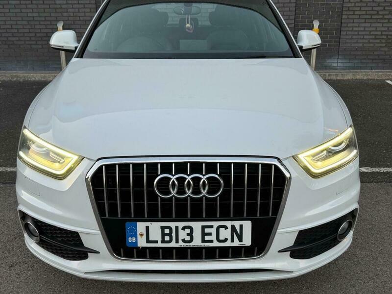 Audi Q3 2.0 Tdi S Line White #4