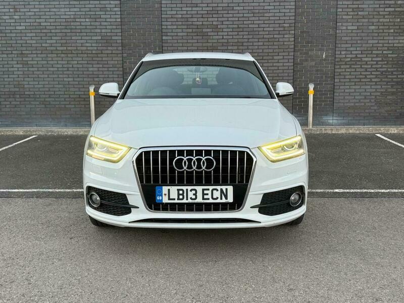 Audi Q3 2.0 Tdi S Line White #2