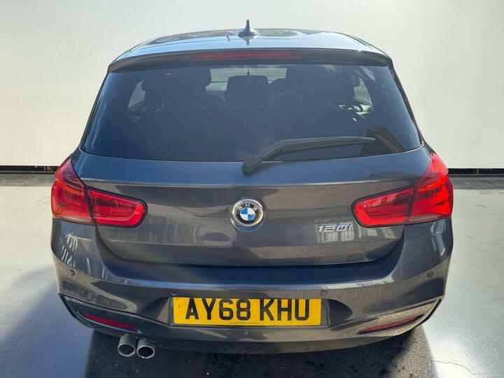 BMW 1 Series  Black #8