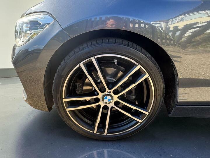 BMW 1 Series  Black #28