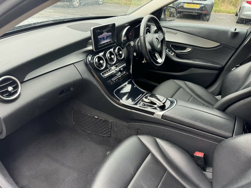 Mercedes-Benz C Class Black #9
