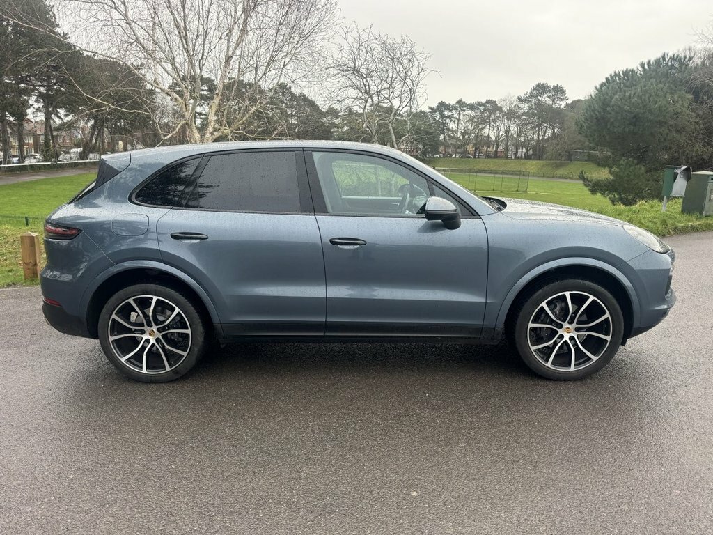 Porsche Cayenne 3L Null Blue #3