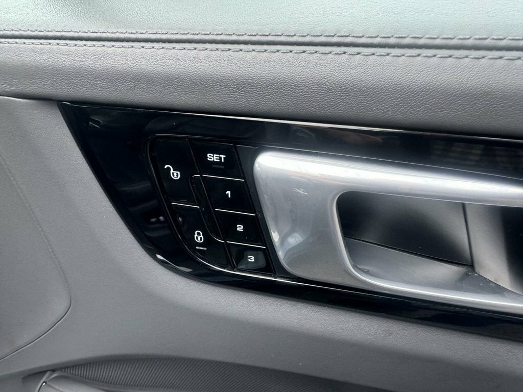 Porsche Cayenne Tiptronic S Blue #8