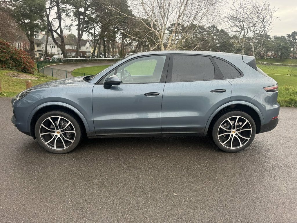 Porsche Cayenne Tiptronic S Blue #19