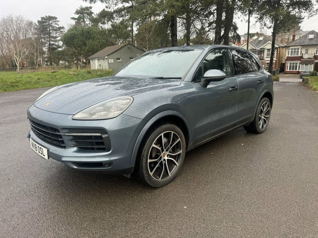 Porsche Cayenne 3L Null Blue