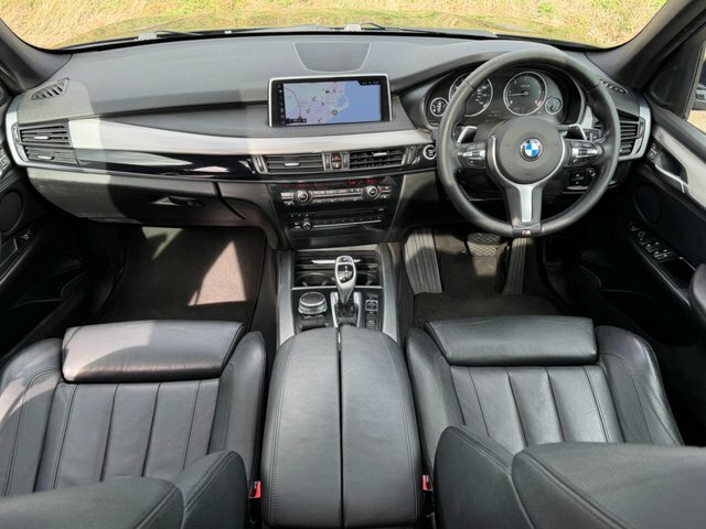 BMW X5  Black #9