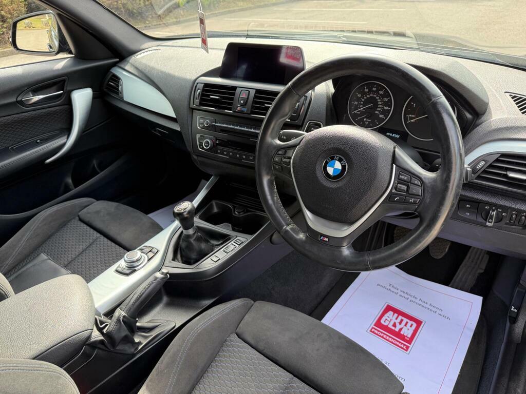 BMW 1 Series Exclusive Edition Black #17