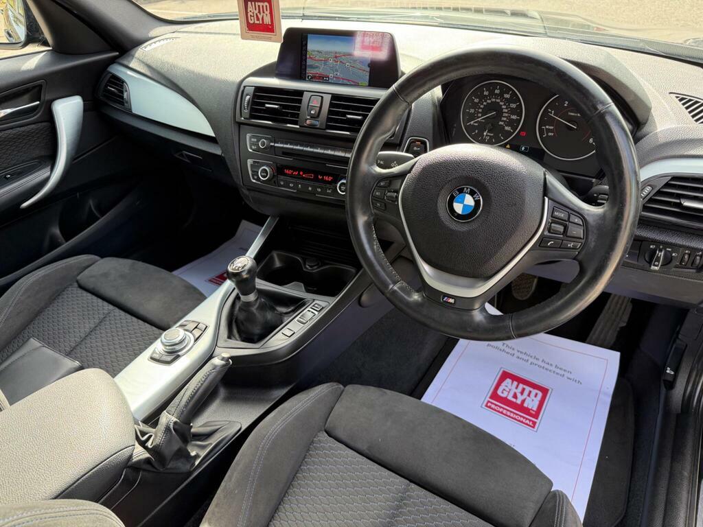 BMW 1 Series Exclusive Edition Black #3
