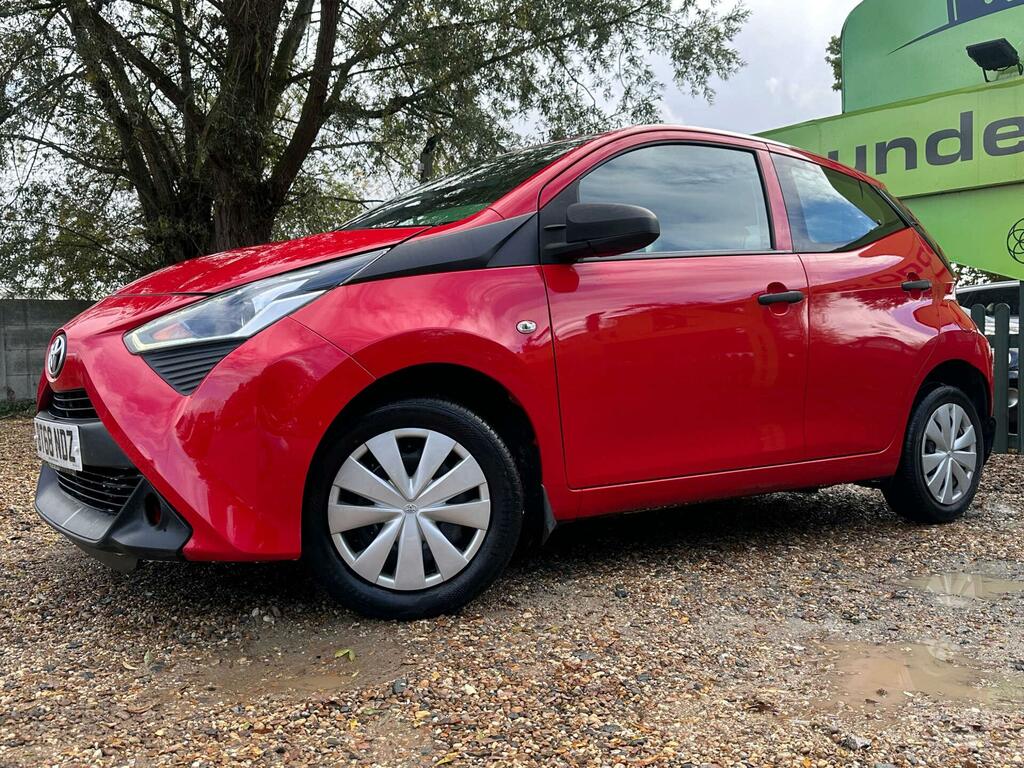 Toyota Aygo 1.0 Vvt-i X Euro 6 BT68NDZ Red #6