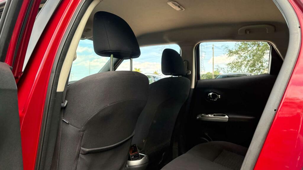 Nissan Juke Hatchback Red #12
