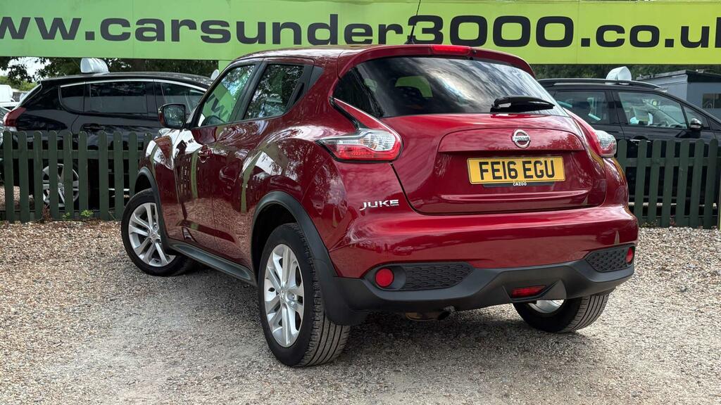 Nissan Juke Hatchback Red #4