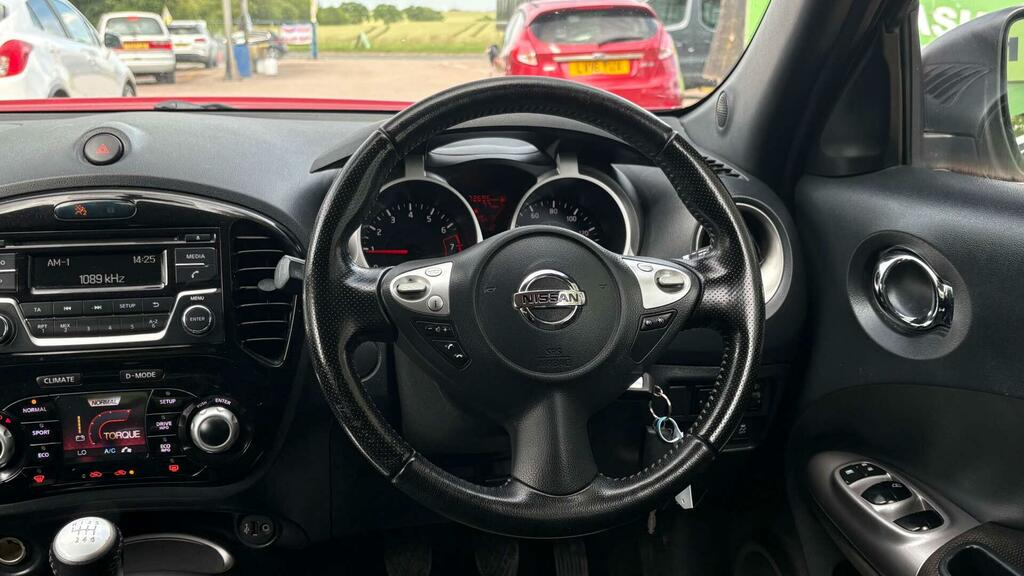 Nissan Juke Hatchback Red #16