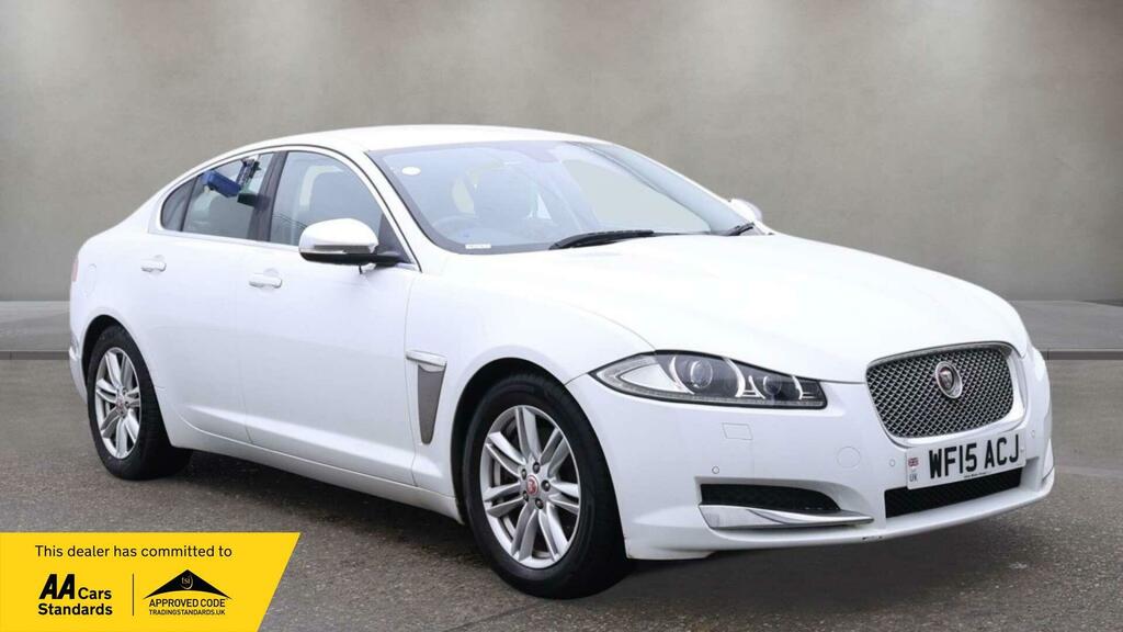 Jaguar XF Luxury White