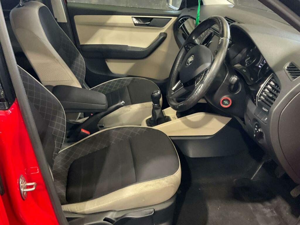 Skoda Fabia Se L Red #3
