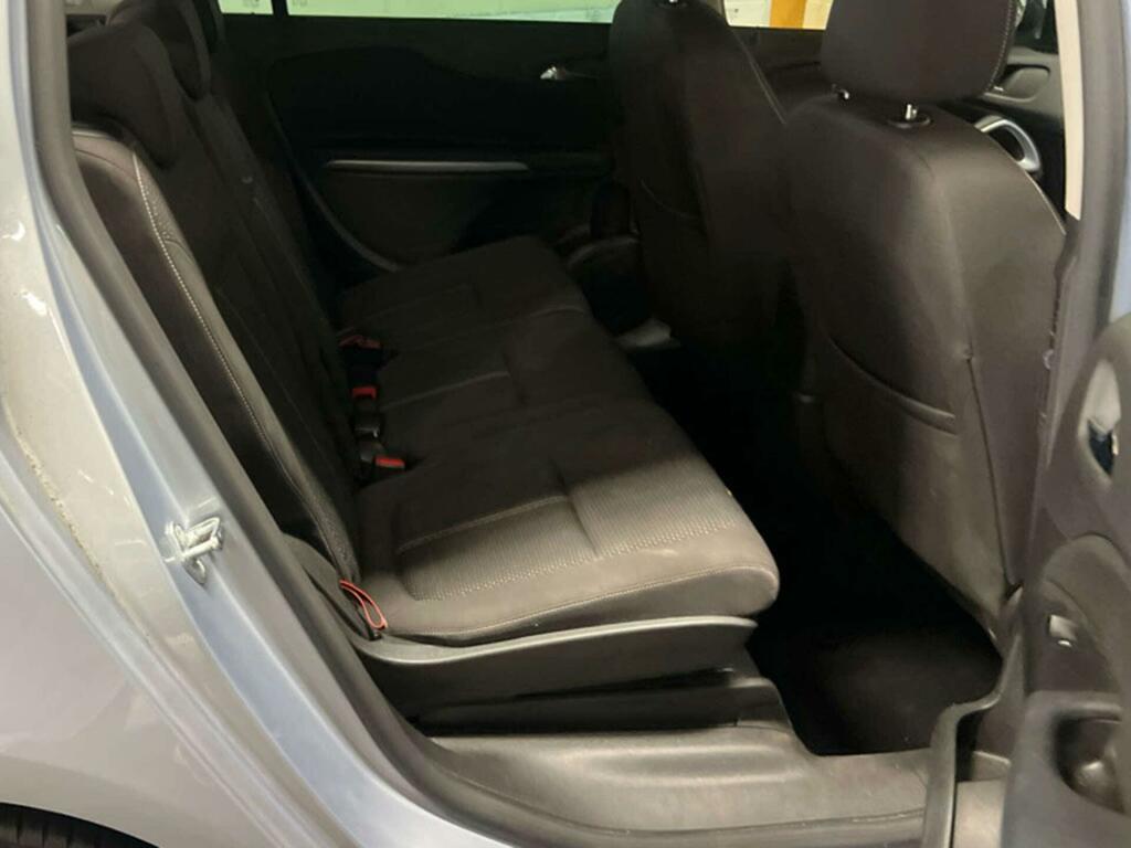 Vauxhall Zafira Tourer Sri Silver #4