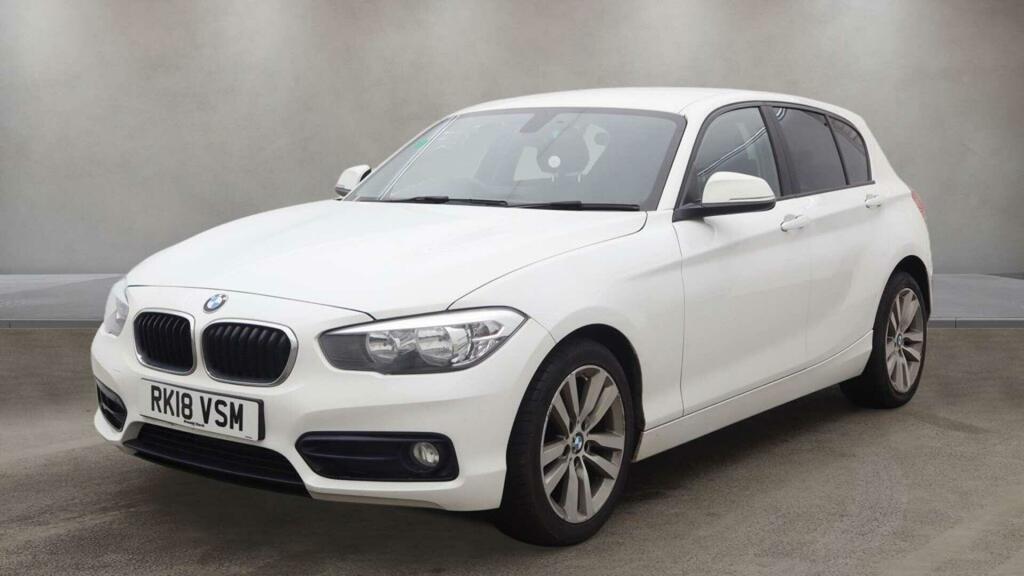BMW 1 Series Sport White #5