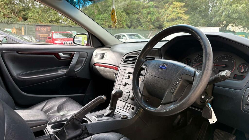 Volvo V70 2.4 S Red #5