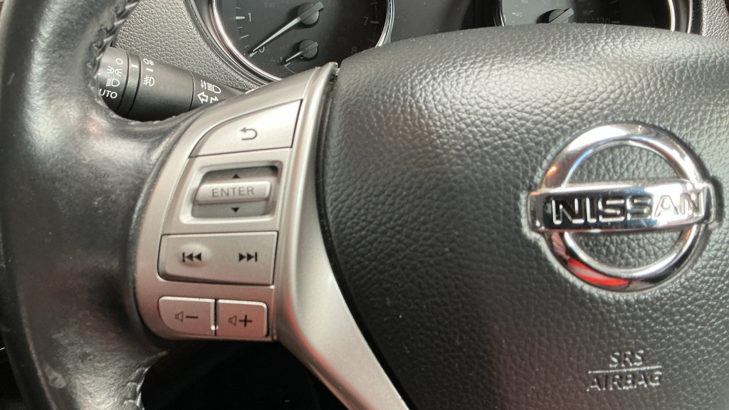 Nissan Qashqai N-connecta Dig-t Black #30