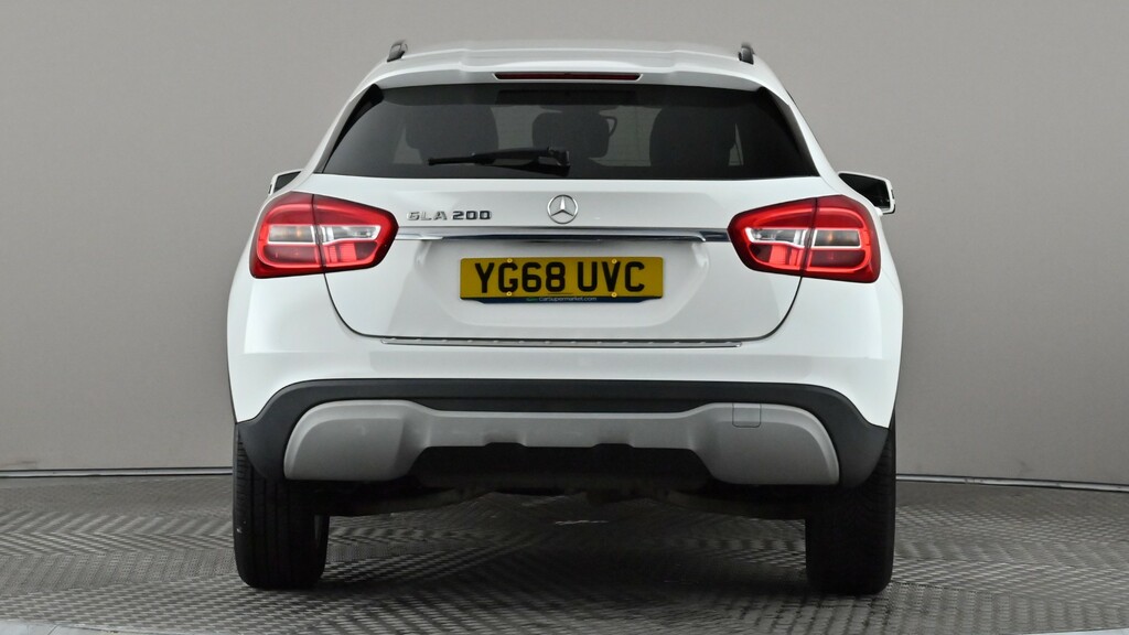Mercedes-Benz GLA Class Gla 200 Se White #5