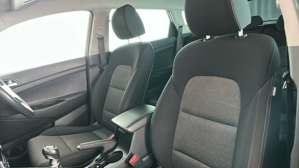 Hyundai Tucson Se Nav Blue #17