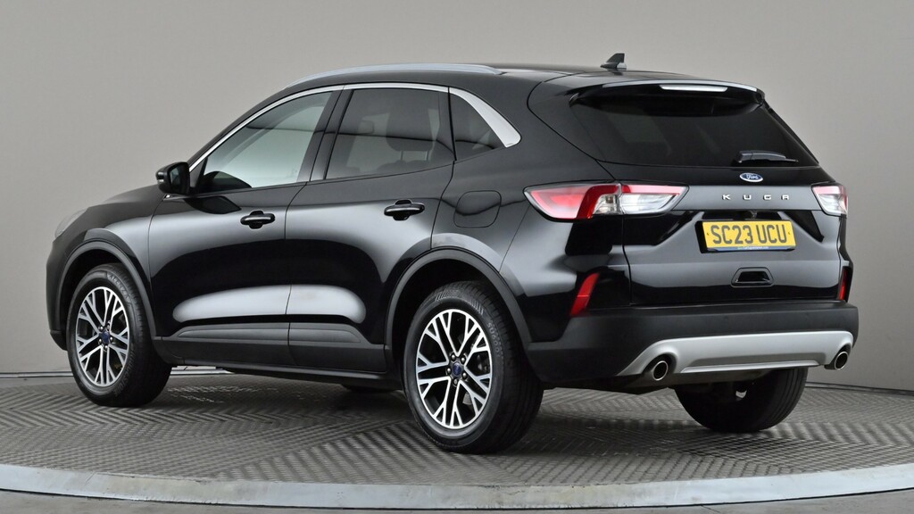 Ford Kuga 1.5 Ecoboost 150 Titanium Edition Black #4