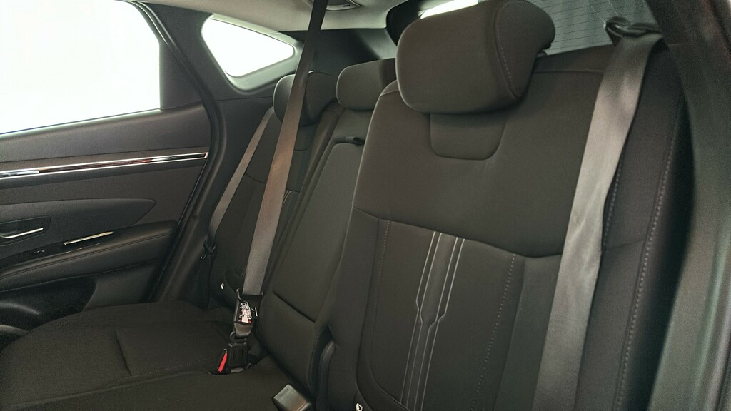 Hyundai Tucson Ultimate Silver #18