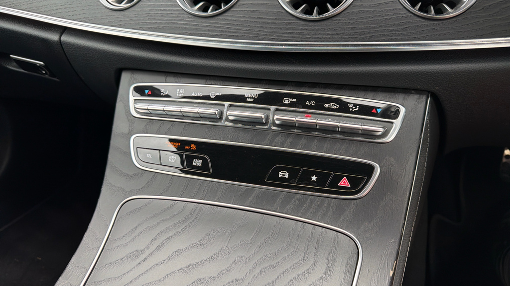 Mercedes-Benz E Class Silver #23