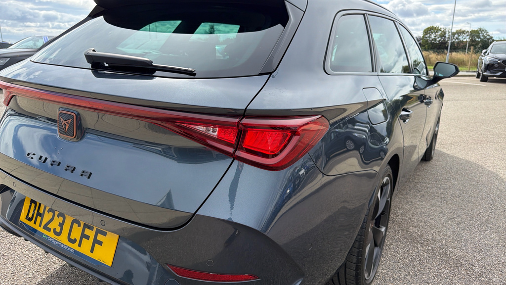 Cupra Leon 1.5 Etsi Evo V1 Dsg White #11