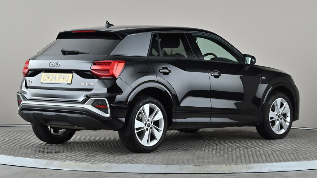 Audi Q2 35 Tfsi S Line Black #6