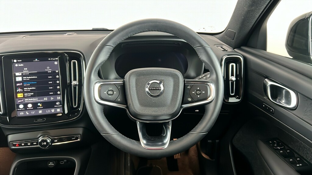 Volvo C40 Ultimate Silver #14
