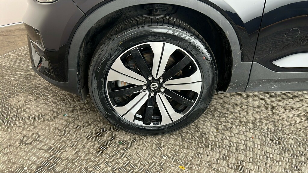 Volvo C40 Ultimate Silver #19