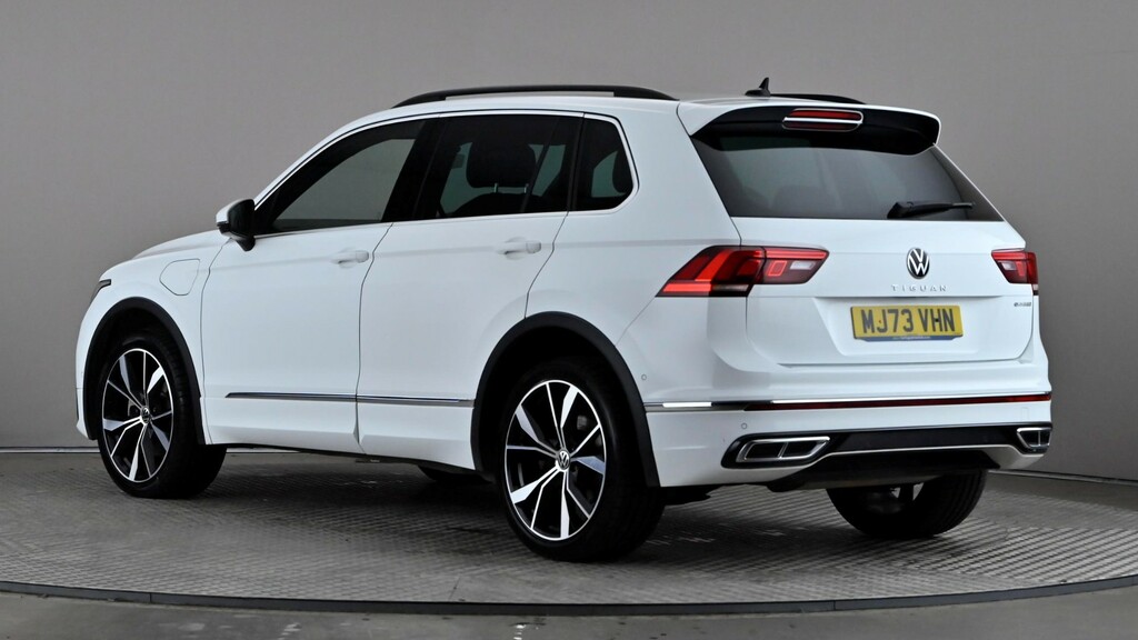 Volkswagen Tiguan 1.4 Tsi Ehybrid R-line Dsg White #4